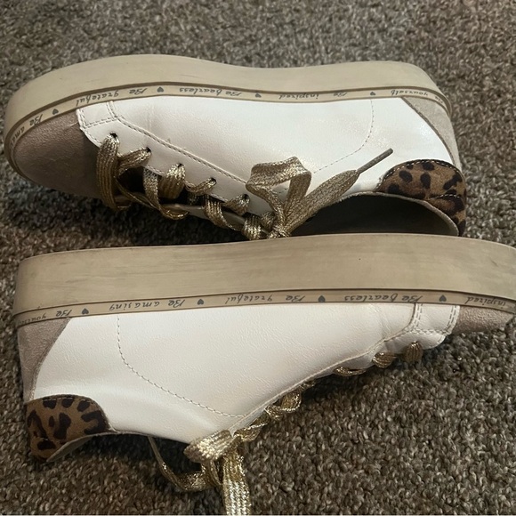 Shu Shop Womens Reba Pre Distressed Fashion Platform Sneakers size 7 - Picture 4 of 7